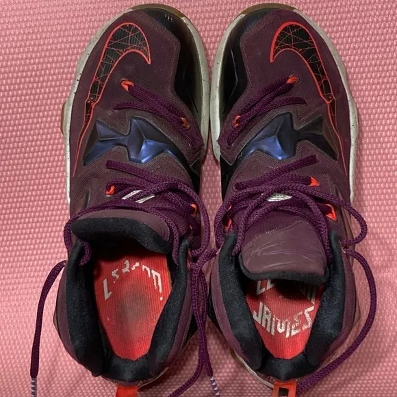 Nike Unisex LeBron 13 Written in the Stars Maroon Basketball Shoes Sz  M8 &amp; W9.5
