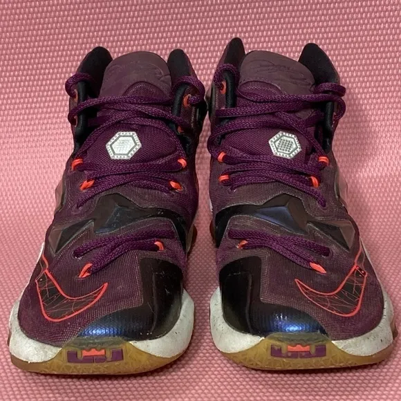 Nike Unisex LeBron 13 Written in the Stars Maroon Basketball Shoes Sz  M8 &amp; W9.5