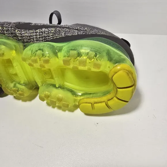 Nike VaporMax Flyknit Men's Gray and Green Running Shoes size 11