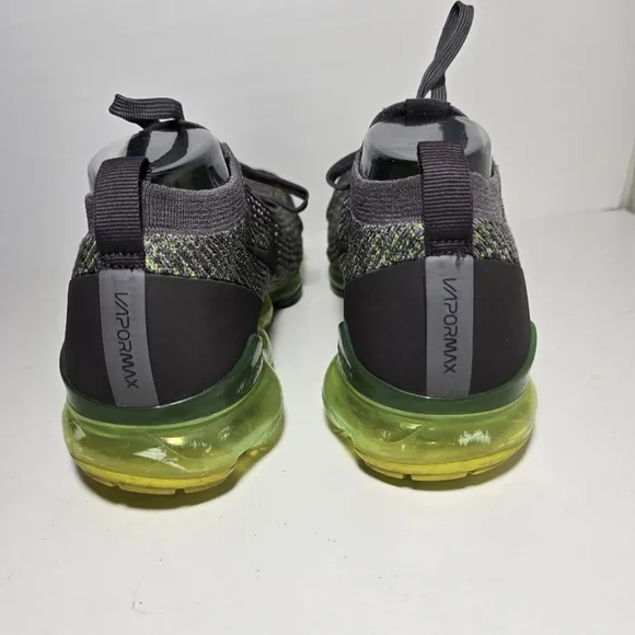 Nike VaporMax Flyknit Men's Gray and Green Running Shoes size 11