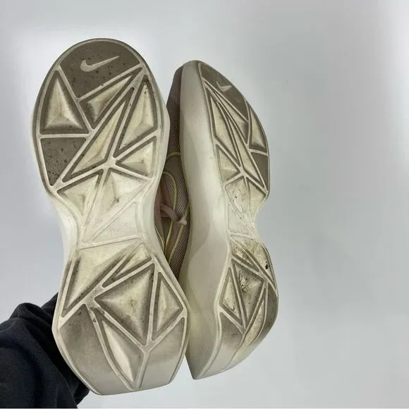 Nike Vista Lite Fossil Stone Low Top Chunky Running Shoes Women's Size 9.5