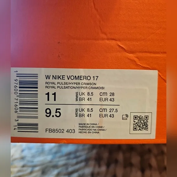 Nike Vomero 17 UNISEX Running Shoes