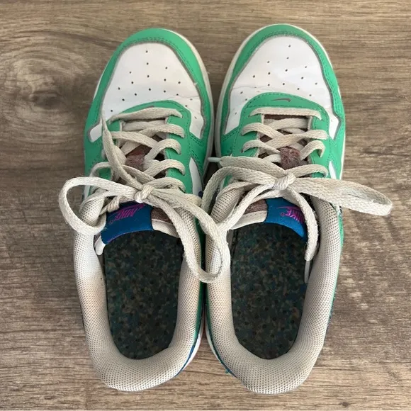 Nike Youth Air Force 1 Low LV8 “Play” Sneakers FJ4806-100 Size 3 Mint Green