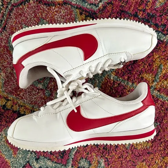 Nike | Youth Unisex White and Red Leather Cortez lace up Sneakers, size 6.5