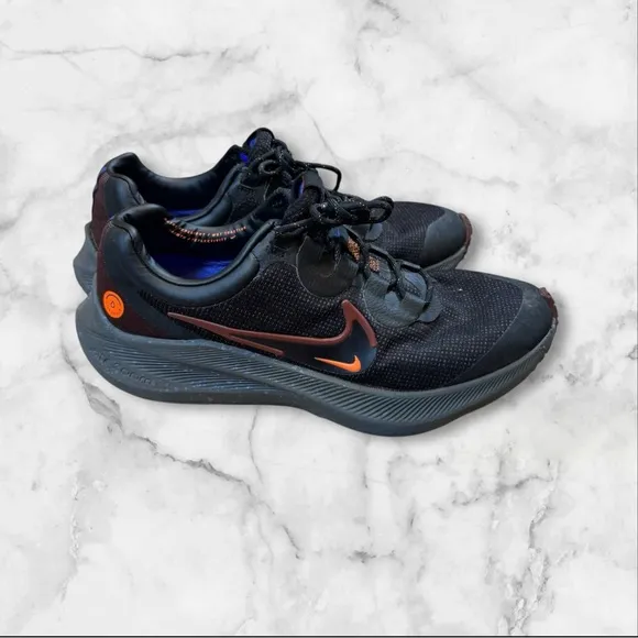 Nike Zoom Winflo 8 Shield Shoes Men’s‎ Size 9 Running Black Orange DC3727-200