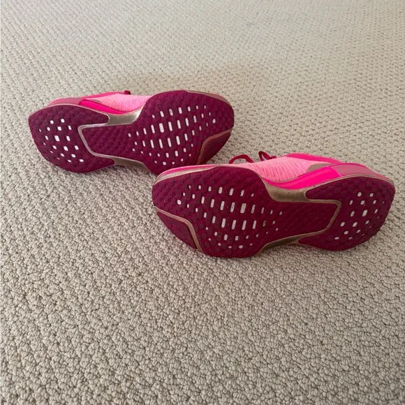 Nike ZoomX Invincible Run - Fierce Pink/Fireberry