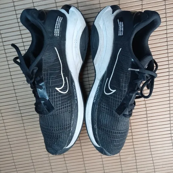 Nike ZoomX Superrep Surge Running Shoes Black White CU7627-002 Men's sz 12.  25.
