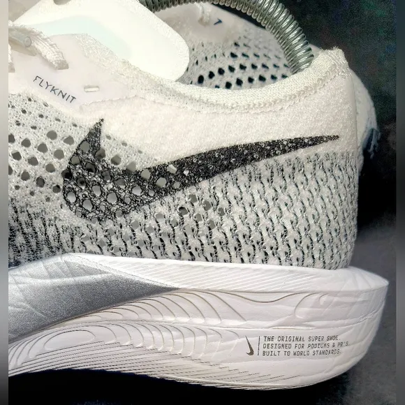 Nike ZoomX Vaporfly Next% 3 Running Shoes White DV4129-100 Men's Sz 6.5 NIB