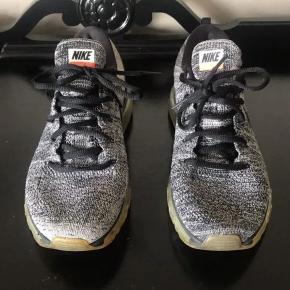 Nike Oreo fly knit max preowned running shoes