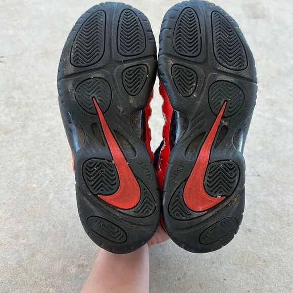 Nike Sneakers Air Foamposite One Youth Size 5.5 Red Habanero