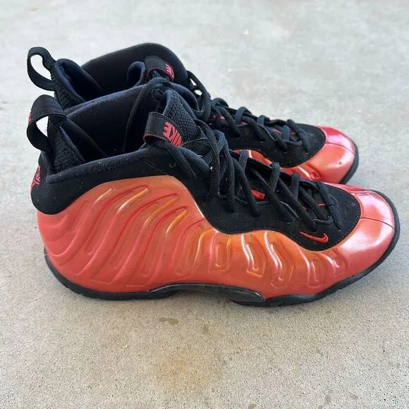 Nike Sneakers Air Foamposite One Youth Size 5.5 Red Habanero