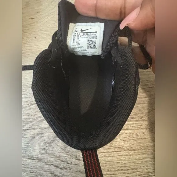 Nike toddler sneakers