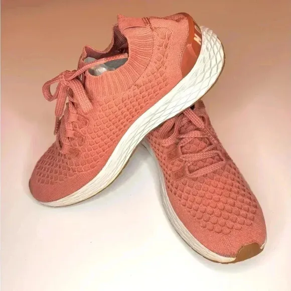 Nobull Coral Knit Runner Unisex Mens 10 Womens 11.5 Athletic Shoes
