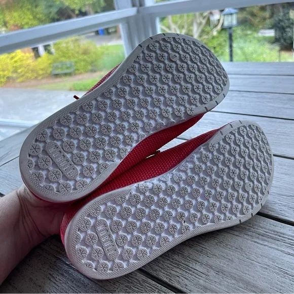 NoBull Superfabric Low Trainers Red Athletic Shoes Unisex Womens 8.5 Mens 7