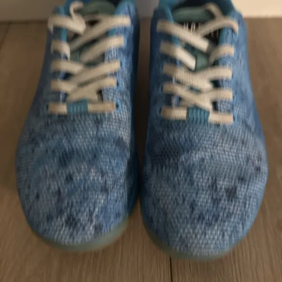 NOBULL Unisex Brooke Ence Artwork Trainers Athletic Blue Sneakers  W 9.0/ M 7.5