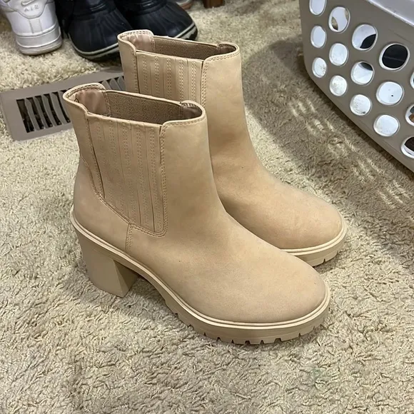 Nude boots