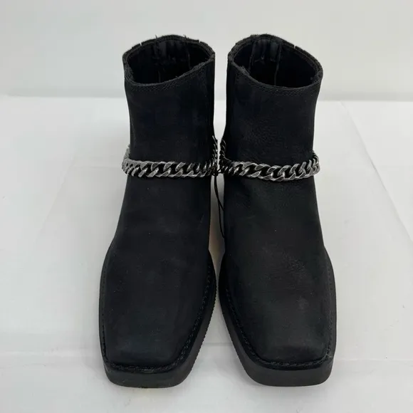 NWB Harley-Davidson® Women's 10 Korsen Chain Black Leather Ankle Boots D87241
