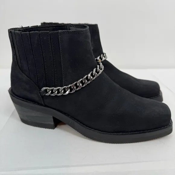 NWB Harley-Davidson® Women's 10 Korsen Chain Black Leather Ankle Boots D87241