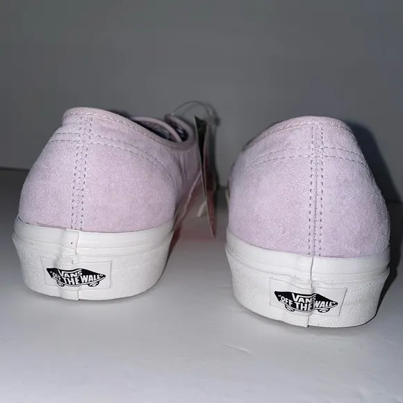 NWB Vans Authentic Pig Suede Orchid Ice Sneakers