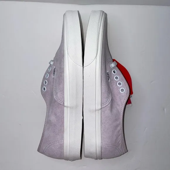 NWB Vans Authentic Pig Suede Orchid Ice Sneakers