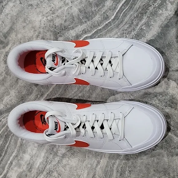 NWB Women's Nike Court Legacy Lift Sneakers