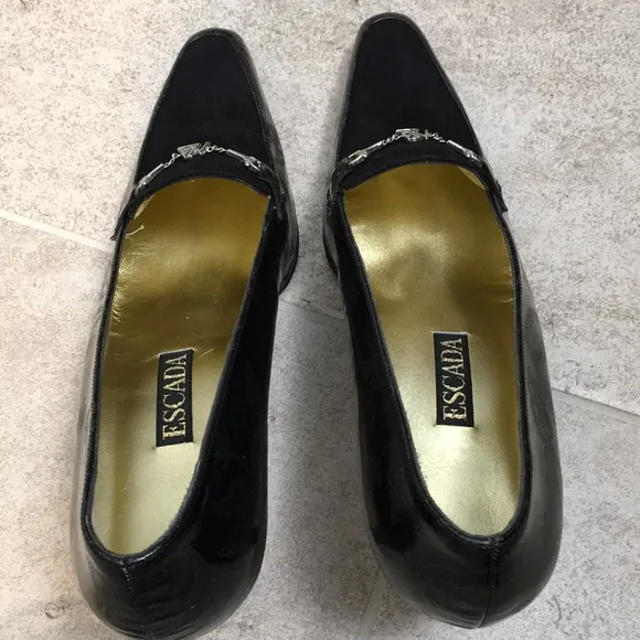 NWD Escada 8 AA Black leather Embossed leather and suede with Escada logo