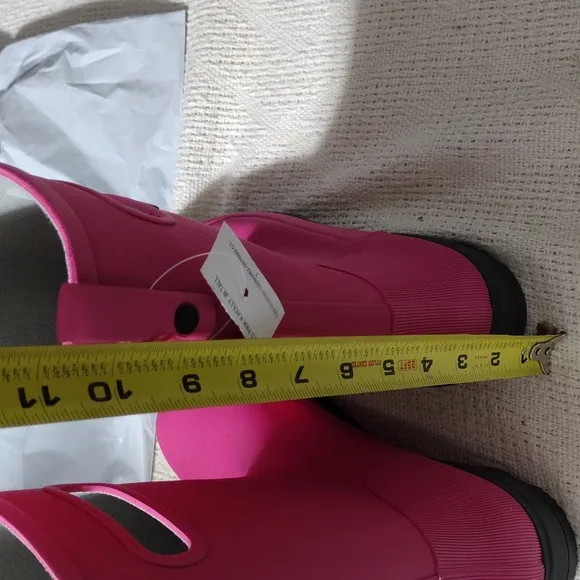 NWOB Bogs Big Kids Girls Pink Holly Jr Tall Rubber Rain Boots Size Youth 5