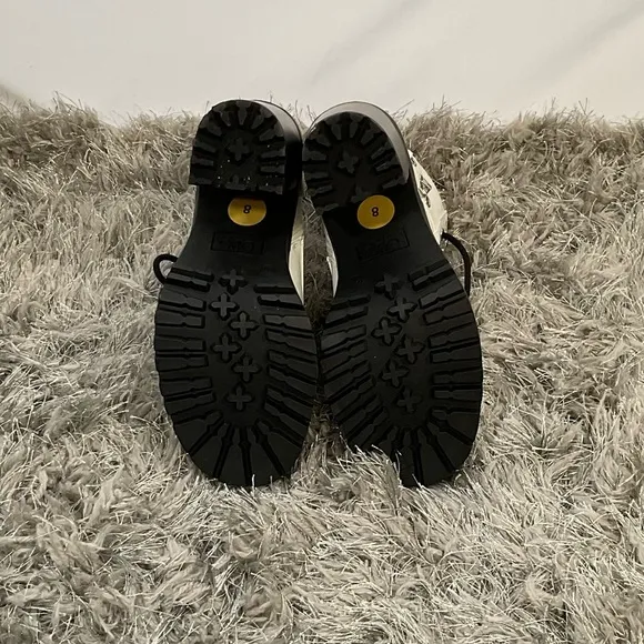 NWOB G by Guess Boots
