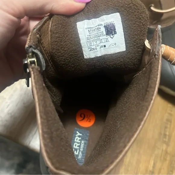 NWOB Sperry Duck Boots 9.5