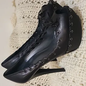 Nwob STUART WAITZMAN WHIPPET HIGH HEELS SHOES NEW!! Never used.