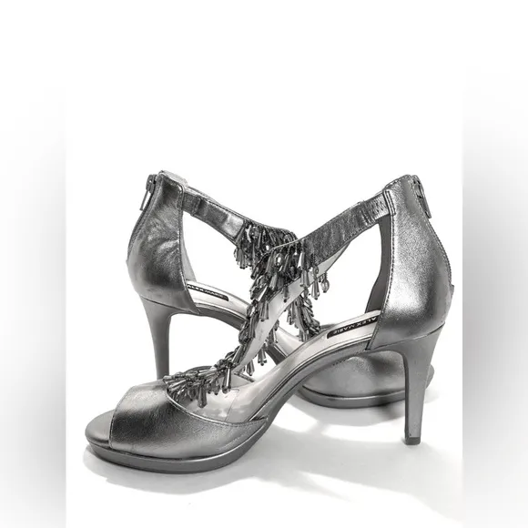 NWOT ALEX MARIE Pewter T Strap Rhinestone Detail Heels Size 7