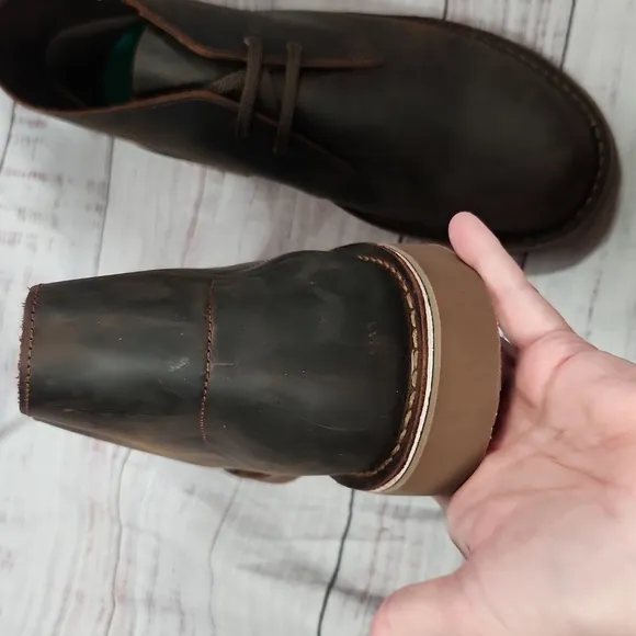 NWOT Clarks men's bushacre 3 chukka boots