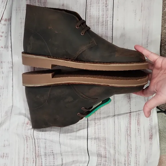 NWOT Clarks men's bushacre 3 chukka boots