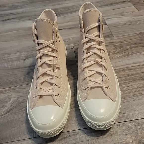 NWOT Converse Suede Shoes Unisex Chuck 70 Hi Top Pink‎  Women 13 Men 11 A07901C