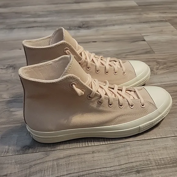 NWOT Converse Suede Shoes Unisex Chuck 70 Hi Top Pink‎  Women 13 Men 11 A07901C