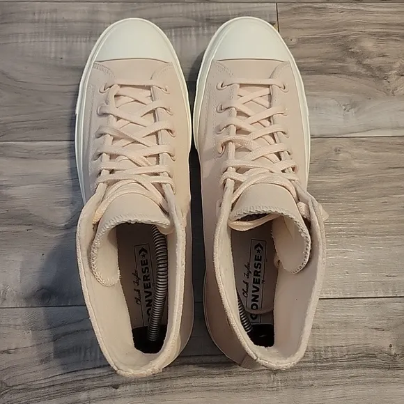 NWOT Converse Suede Shoes Unisex Chuck 70 Hi Top Pink‎  Women 13 Men 11 A07901C