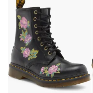 NWOT Dr. Martens Flower Embroidered Boot Black Size 9