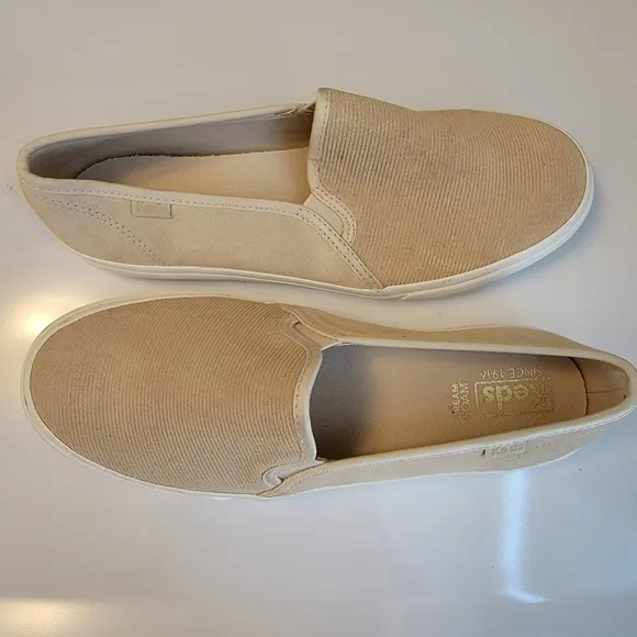 NWOT Keds Ladies Slip On Shoes