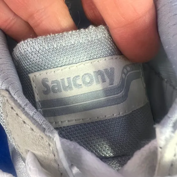 •NWOT |•SAUCONY•| Brand New Gery Unisex Sneakers