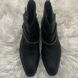 NWOT STEVE MADDEN VAIL CHAIN BOOTS BLACK SIZE 12D,13D‎