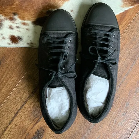 NWOT!Lanvin Sneakers