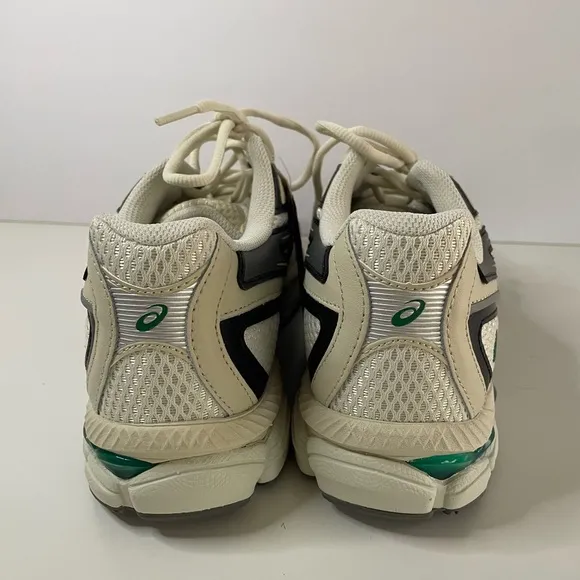 NWT Asics Unisex Gel-NYC 2055 Sneakers Size 8.5