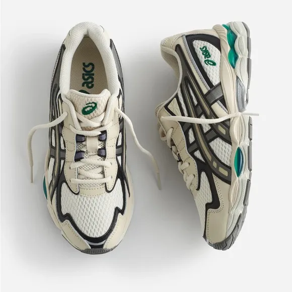 NWT Asics Unisex Gel-NYC 2055 Sneakers Size 8.5