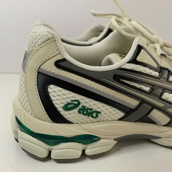 NWT Asics Unisex Gel-NYC 2055 Sneakers Size 8.5