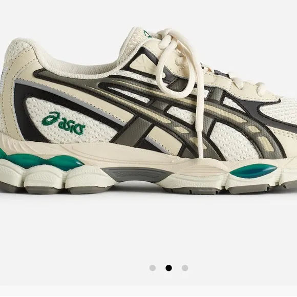 NWT Asics Unisex Gel-NYC 2055 Sneakers Size 8.5