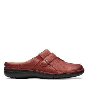 NWT Clarks Unisex Un Loop Ease Sneaker, Chestnut -Size 6 Women