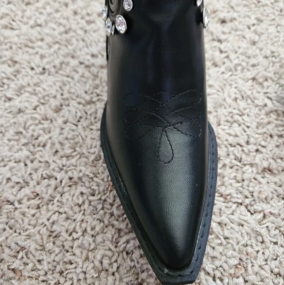 NWT Dolls Kill Sugar Thrillz Present Perfect Cowboy Boots- 7
