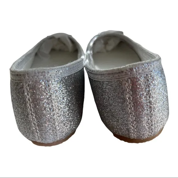 NWT L'amour Sparkle Silver Flats Shoes Size 2