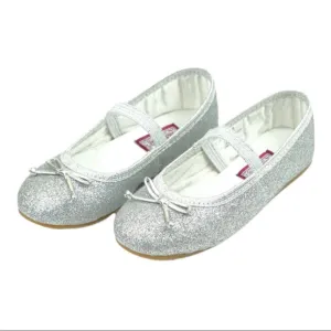 NWT L'amour Sparkle Silver Flats Shoes Size 2
