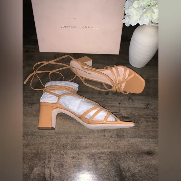 NWT LOEFFLER RANDALL LIBBY DUNE STRAPPY KNOTTED LEATHER HEEL